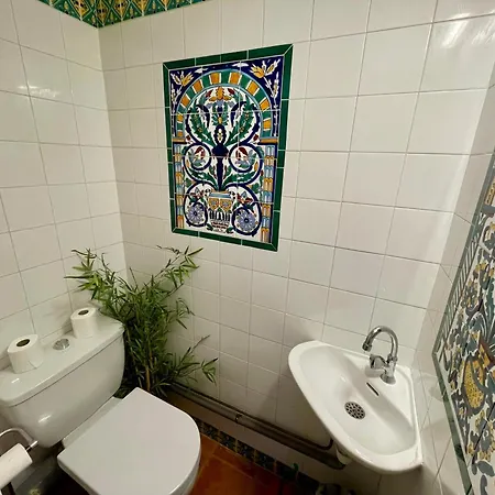 Bngo I Le Spacieux I 12 Personnes, 5 Chambres, 2 Salle De Bain, Parking Prive, Wc Separe, Wifi Villeurbanne
