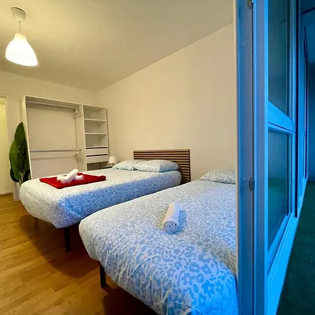 Bngo I Le Spacieux I 12 Personnes, 5 Chambres, 2 Salle De Bain, Parking Prive, Wc Separe, Wifi Daire Villeurbanne